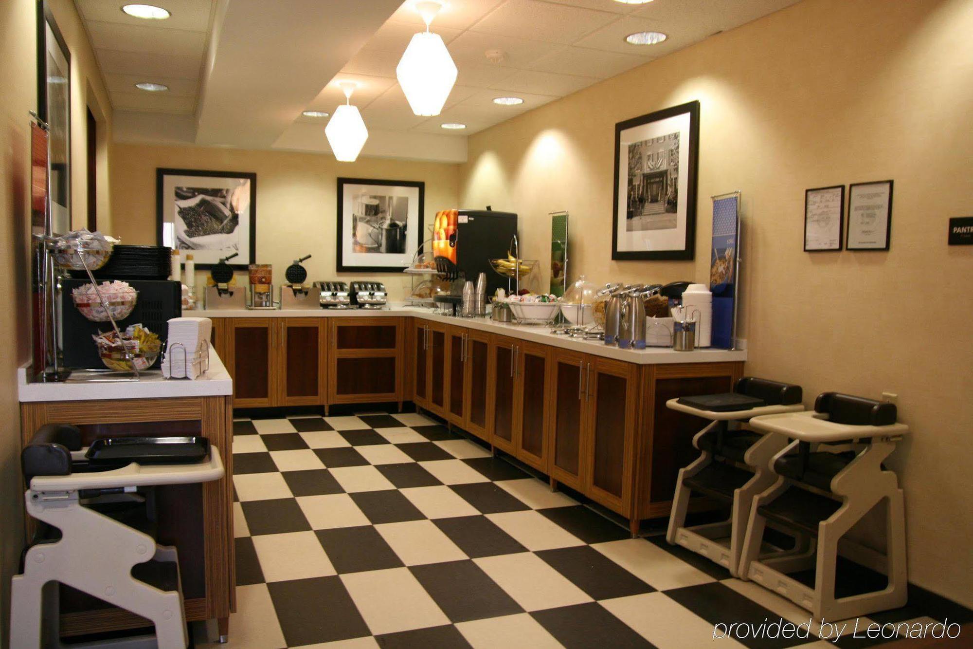 Hampton Inn Kansas City-Lee'S Summit Restoran gambar